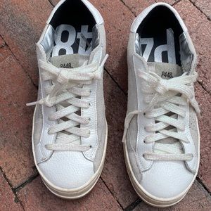P448 sneaks size 38